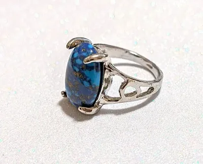 **NEW ARRIVAL** Size 5¼ BLUE & RUST "Mottled" Oval Cabochon 4-Prong Stone RING with a "CIRCLE in the MIDDLE" Band...
