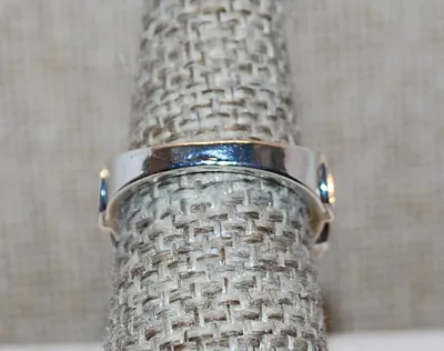 **NEW ARRIVAL** Size 8 "OCEAN TURTLES WINDOW" RING with Side Loops & Swirls Accents and Ribbed Surround on a Silver Tone...