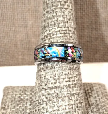 **New Arrival** Size 9¼ "FLOWERS & BIRDS" Enamel RING on a Silver Tone Setting & Band (4.2g)