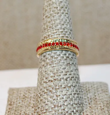 Size 7 RED ½ Infinity-Style RING with Row of Tiny Red Stones on a Gold Tone Band & Setting (2.9g)