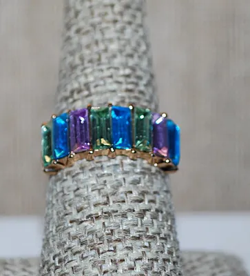 Size 8 Multicolor Row of 8 BAGUETTES RING in Blue, Purple & Green Pastel Shades on a Gold Tone Band (2.9g)
