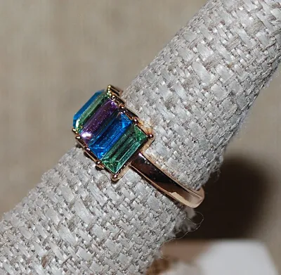 Size 8 Multicolor Set of 8 Pink, Purple, Green + Blue BAGUETTES RING on a Gold Tone Band (2.8g)