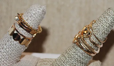 Size 8 Collection of 8 Assorted DELICATE RINGS with Hearts, Stones & Snake with Gold Tone Bands (11.0g)