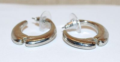 Silver Tone ¾ Circle WAVE EARRINGS with Split and Stud Post Clasp