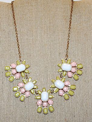 Cut Ceramic Beads 5-Petal Choker FLOWER NECKLACE in Pink, White & Green Colors on a "Brass" Tone Chain and Lobster Clasp...