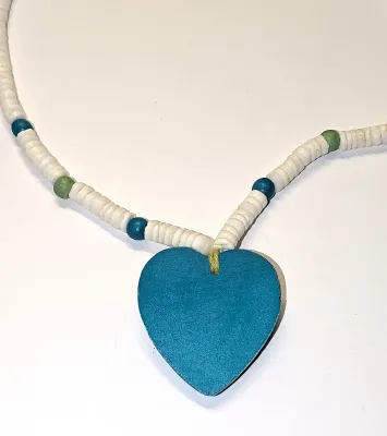 Beachwear STRETCH NECKLACE (14" L) with Painted Flowered Wooden HEART and Sliced Shell Beads Chain
