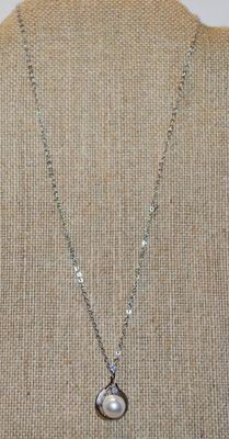 Faux White Single Pearl Cradle Style Setting PENDANT (1" x ½") with Sparkle Accent Stones on a Silver Tone Necklace Chain...