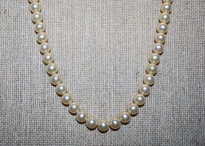 Off-White Faux PEARL CHOKER NECKLACE WITH Slide-In Graphic Designed Clasp 15" L