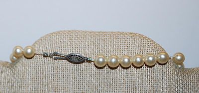 Off-White Faux PEARL CHOKER NECKLACE WITH Slide-In Graphic Designed Clasp 15" L