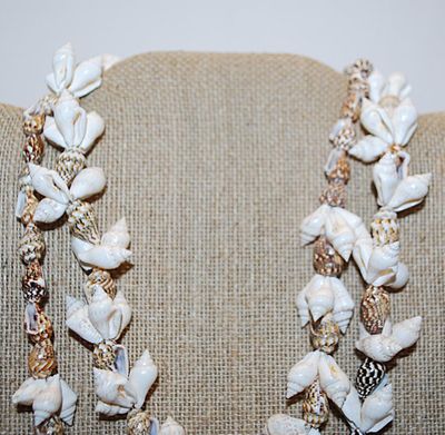 WRAP-AROUND White & Brown Speckled Whole SHELL NECKLACE 32" L
