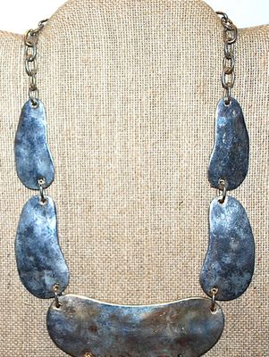 Vintage-Style Large Silver Tone METAL CRESCENTS NECKLACE with Silver Tone Necklace Chain and Lobster Clasp 22" L