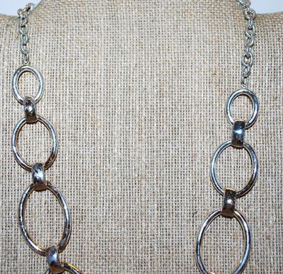 Vintage Large Oval LOOPS NECKLACE with Moveable Connectors & Silver Tone Necklace Chain and Lobster Clasp 17" L
