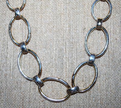 Vintage Large Oval LOOPS NECKLACE with Moveable Connectors & Silver Tone Necklace Chain and Lobster Clasp 17" L