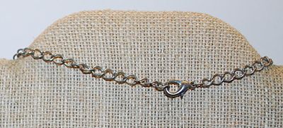 Silver-Colored Triple Curled Circle FLOWER NECKLACE with Lobster Clasp 15" L