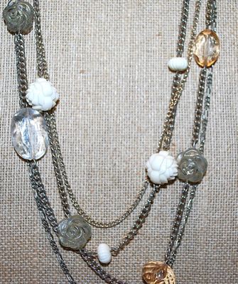 Acrylic White & Clear ROSE FLOWERS NECKLACE with Pink Bead Accents and Lobster Clasp 30" L