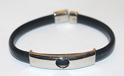 Metal "HEART" BRACELET with Silver Tone Bar, Black Rubberized Surround and "Twist T" Closure