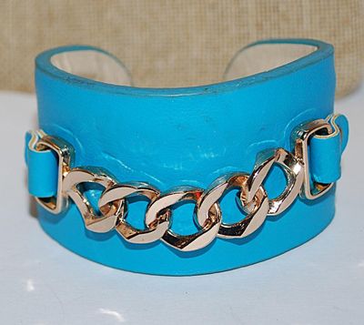 VINTAGE Blue Leather-Style CUFF BRACELET (2¼" Opening) with Silver Tone Chain Links