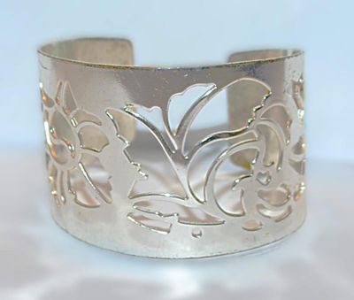 All Silver Color Graphic-Design CUT-OUT CUFF BRACELET (2¼" Opening)