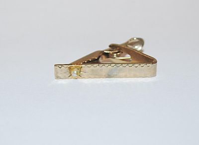 Vintage-Style Single Faux Pearl Men's/Boy's TIE CLASP (1⅛" L)