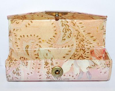 ***NEW SALE PRICE*** Vintage "HASI HATO" Lipstick Holder (3½" x 1" x 1") with Snap Closure