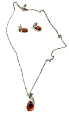 ORANGE PEAR Shaped Beveled Glass Stone JEWELRY SET with NECKLACE (15" L, Jeweled Side "Swirl" Accent Pendant + Silver Tone...
