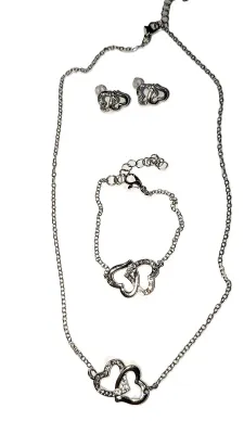 *** NEW ARRIVAL *** Silver Tone BEJEWELED DOUBLE INTELOCKING HEARTS JEWELRY SET with NECKLACE (15" L + Chain/Lobster Clasp) &...