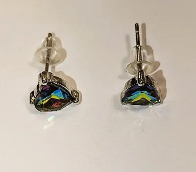 Delicate Single IRIDESCENT HEART STONE JEWELRY SET with NECKLACE (18" L + Heart Shaped Stone/Round Clear Stone Accent PENDANT+...