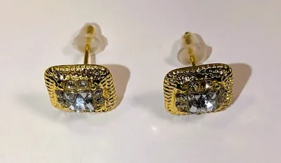 Large Clear Stone SQUARE JEWELRY SET with NECKLACE (16" L + Square Setting with Gold Colored Surround PENDANT + GOLD Tone...