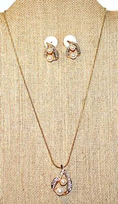 Bejeweled DOUBLE FAUX PEARLS JEWELRY SET with NECKLACE (16" L Pendant Combo + Jeweled Swirl Surround + ROPE Gold Tone Chain/Lobster...