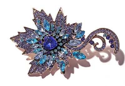 **NEW ARRIVAL** Beautiful Very BLUE FLOWER BROOCH (3" x 2") with Shades of Blue Marquise, Round and Oval Stones on a Gold Tone...