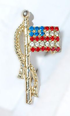 Vintage-Style USA FLAG BROOCH (2' x 1") with Pole & Tassel on a Gold Tone Setting
