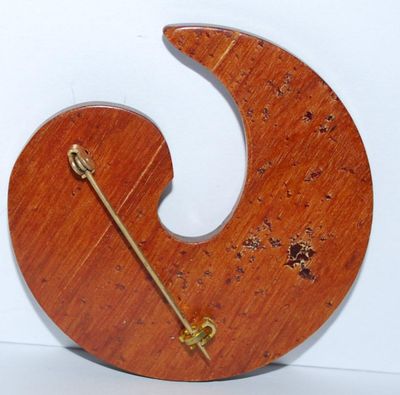 All WOOD CIRCLE "G" BROOCH (2¼" Diam.) with Gold Tone Pin Clasp