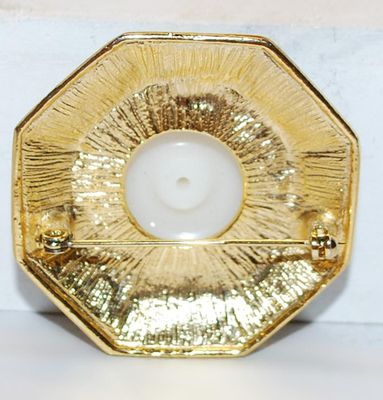 Vintage Style WHITE BUTTON BROOCH (1¾" Diam.) with a BLACK & GOLD Perimeter on a Gold Tone Setting