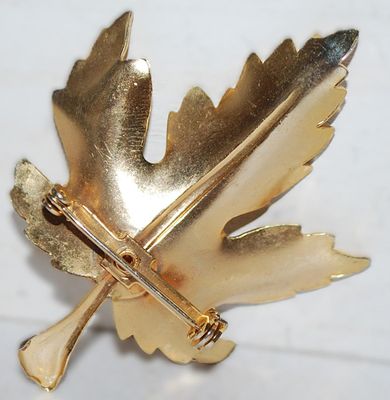Gold Colored OAK LEAF BROOCH (2¼" x 1¾") with Silver Half Globe Accent on a Metal Gold Tone Setting
