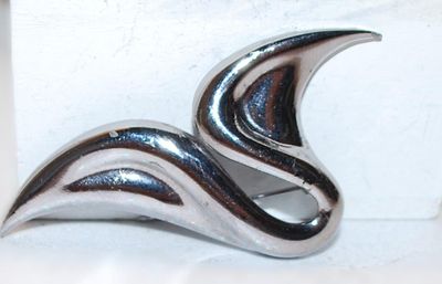 Silver Colored "Whale's Tail" BROOCH (3" x 1½") on a Silver Tone Setting