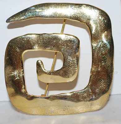 Gold Colored "Letter G" BROOCH (2¼" x 2") on a Gold Tone Setting