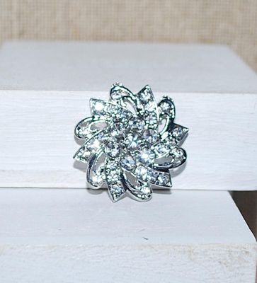 Round 6 SWIRL WAVES Silver Tone BROOCH (1⅛" Diam.)