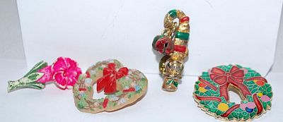 Collection of 4 BROOCHES - Wreaths, Pink Flower, and TACK Snowman