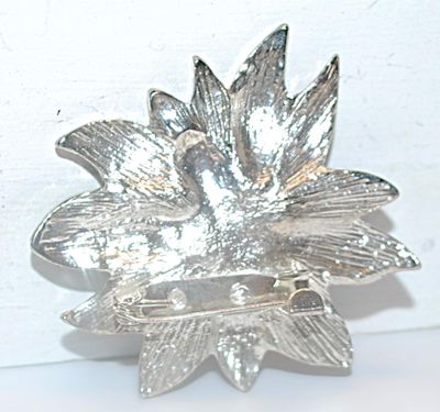 RED & GREEN Enameled HOLIDAY FLOWER BROOCH (2" Diam.) with White Center Accent and a Silver Tone Setting