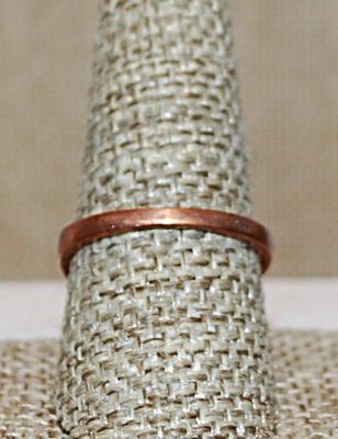 Size 9 Beautiful Bejeweled Rose Gold PARTY RING with Rose Gold "Points" on a Rose Gold Band (5.4g)