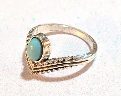 **NEW ARRIVAL** Size 6 BLUE "Cupped" TURQUOISE STYLE RING with "V" Setting on a "Rough-Hewn" Silver Tone...