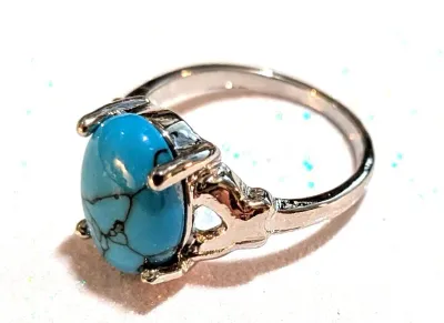 **NEW ARRIVAL** Size 9½ BLUE TURQUOISE STYLE RING with "Crackled" Oval Stone and Open Space2 Branch Sides on a Silver Tone Band...
