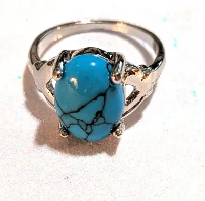 **NEW ARRIVAL** Size 9½ BLUE TURQUOISE STYLE RING with "Crackled" Oval Stone and Open Space2 Branch Sides on a Silver Tone Band...