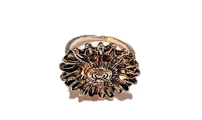 **NEW ARRIVAL** SIZE 6 Sunflower Ring in Silver Tone (2.5g)