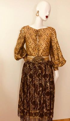 BILL BLASS Vintage French
Lace Dress. MINT!

