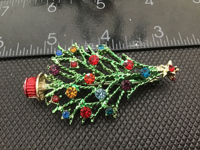 Vintage Christmas Tree Rhinestone Brooch Pin