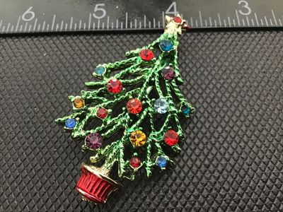 Vintage Christmas Tree Rhinestone Brooch Pin