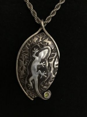 Artisan Silver Lizard Pendant Necklace with Green Accent Gem