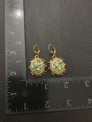 Vintage Gold Tone Green Stone Chip Mosaic Drop Earrings