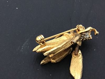 Vintage Gold Tone & Rhinestone Trembler Fly / Bee Insect Brooch Pin